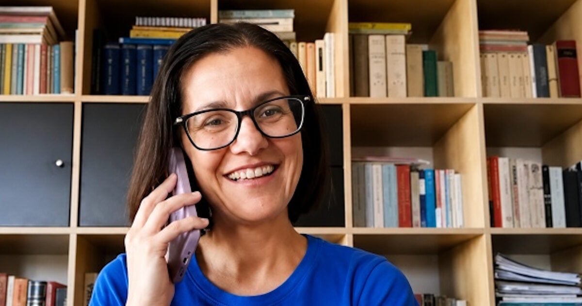 Ρόζα Φραγκοράπτη: Η Ελληνίδα που έντυσε με τη λύρα της την παραγωγή του Νόλαν αποκαλύπτει το παρασκήνιο της συνεργασίας τους