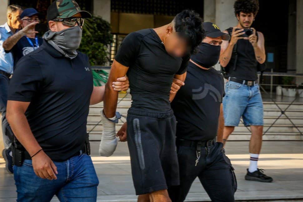 Γεωργίου: Οι 16χρονες κόρες του βρέθηκαν απέναντι από τον δολοφόνο του πατέρα τους και του μίλησαν μόλις τον αντίκρισαν (Φωτογραφίες)