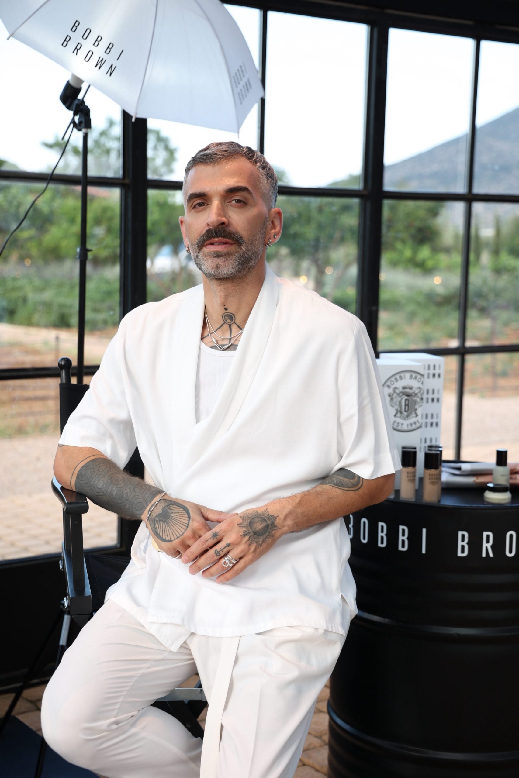 Skin First: Ο Σωτήρης Λάμπρου αποκαλύπτει τις κορυφαίες τάσεις και το νέο luxury της επιδερμίδας