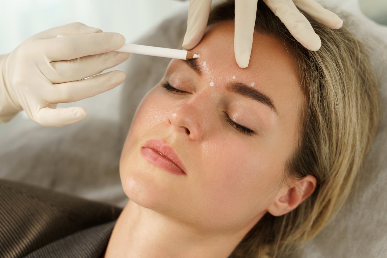 Functional Botox: Η τάση για την αντιμετώπιση των ρυτίδων και όσα πρέπει να γνωρίζεις