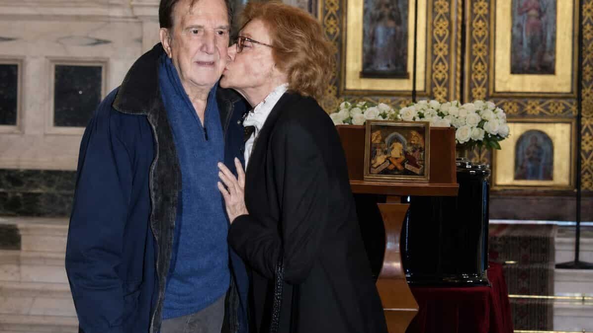 Κωνσταντίνου: Γιατί δεν πήγε ο Αντωνάκης στην κηδεία της Κοντού – Το σοβαρό πρόβλημα υγείας που κρύβει