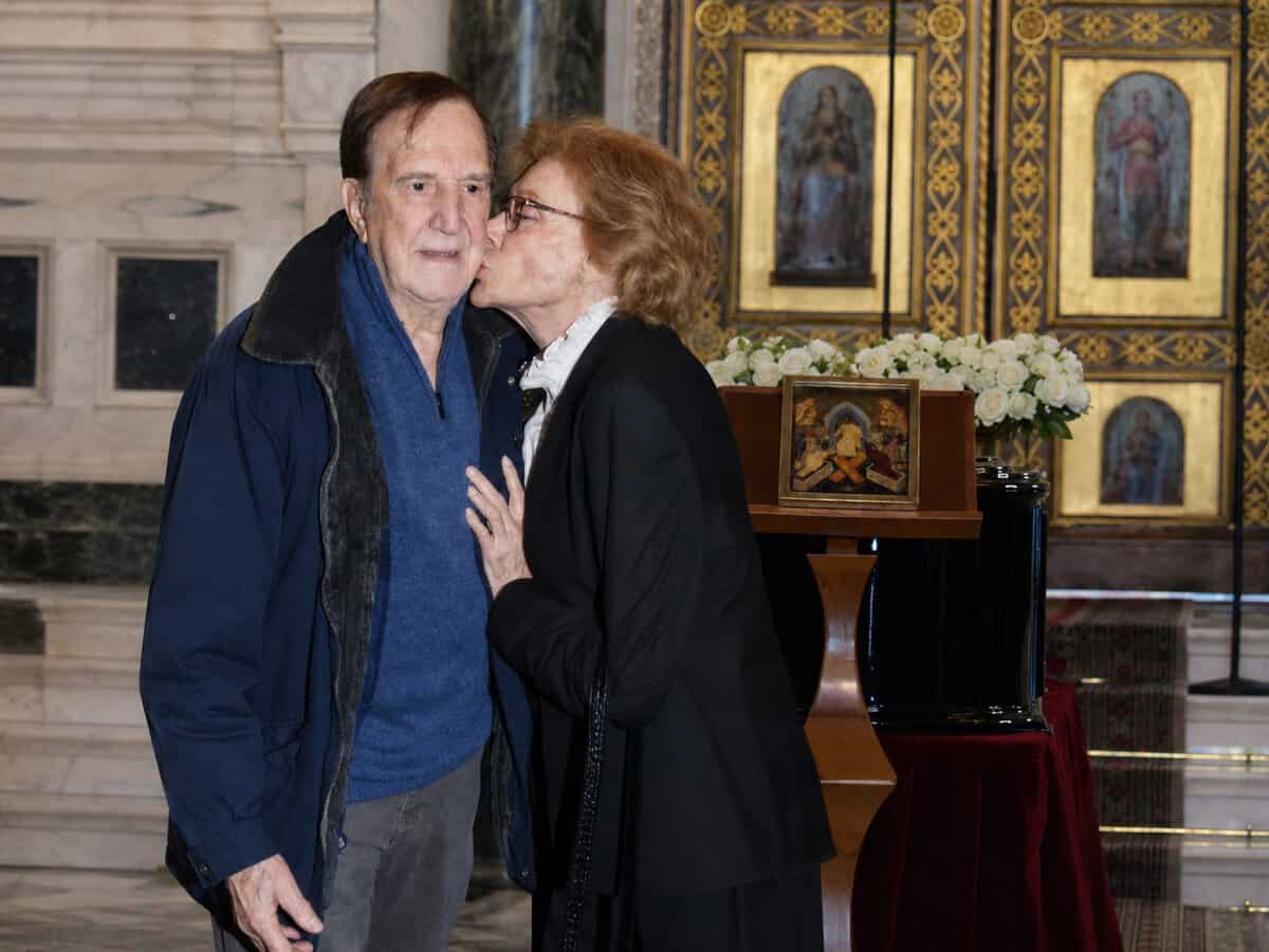 Κωνσταντίνου: Γιατί δεν πήγε ο Αντωνάκης στην κηδεία της Κοντού – Το σοβαρό πρόβλημα υγείας που κρύβει