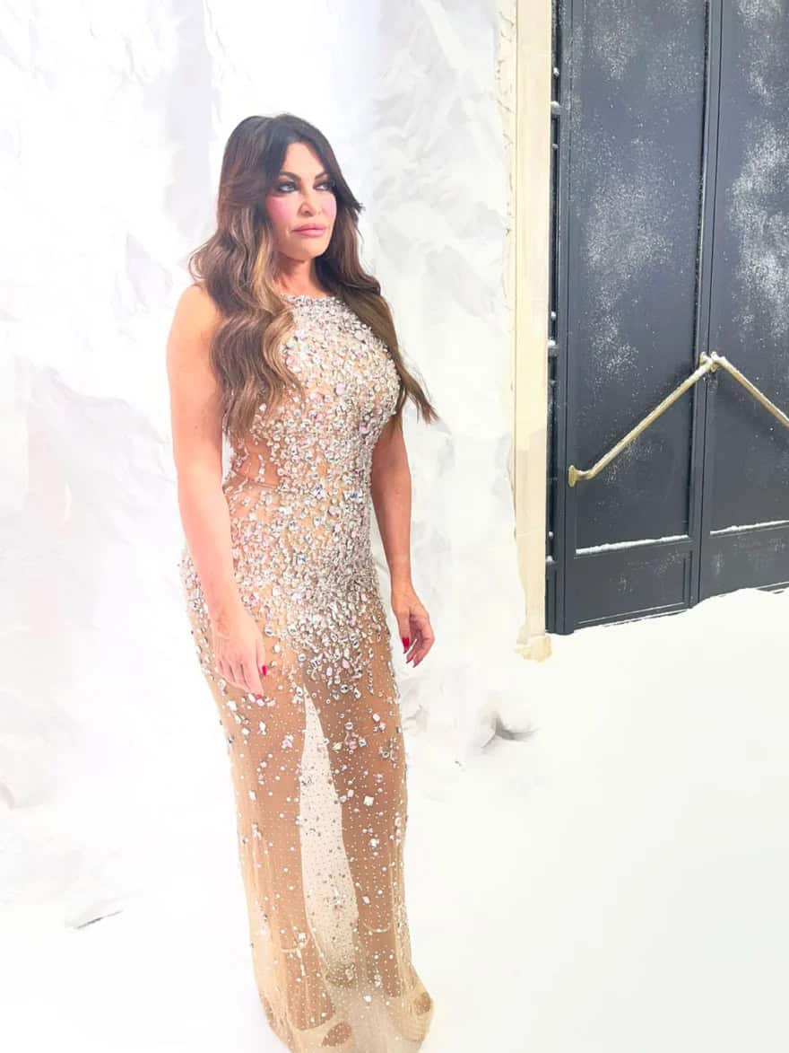 Celia Kritharioti: Ελληνίδες στο fashion show της σχεδιάστριας στο Παρίσι, οι εμφανίσεις που ξεχώρισαν και τα Βατερλό