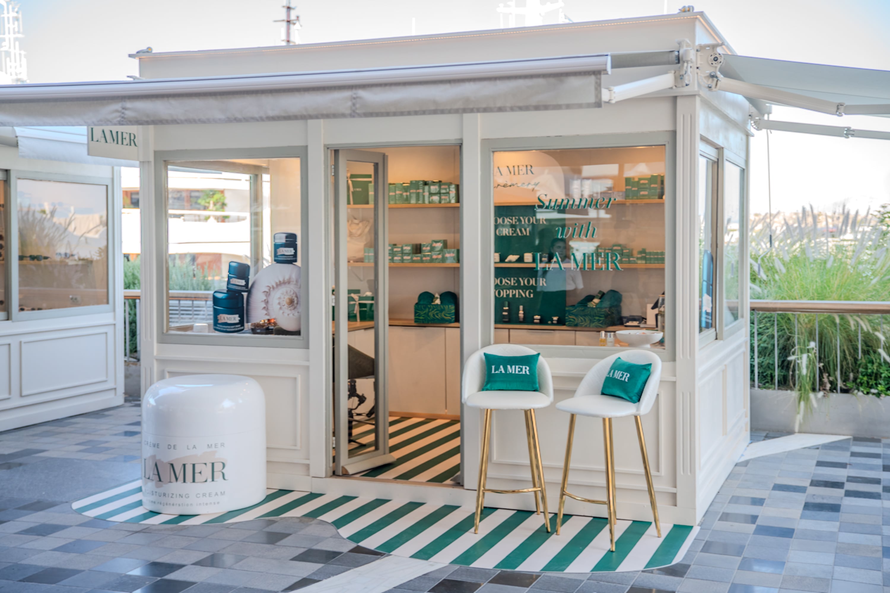 Estée Lauder Hellas: Σε απεργία οι εργαζόμενοι – Πόση αξιοπρέπεια στον κόσμο της ομορφιάς;