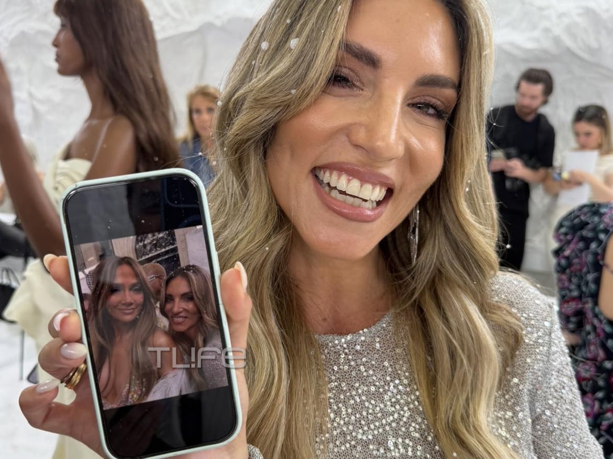 Αθηνά Οικονομάκου: Η selfie με την Τζένιφερ Λόπεζ στο show της Celia Kritharioti