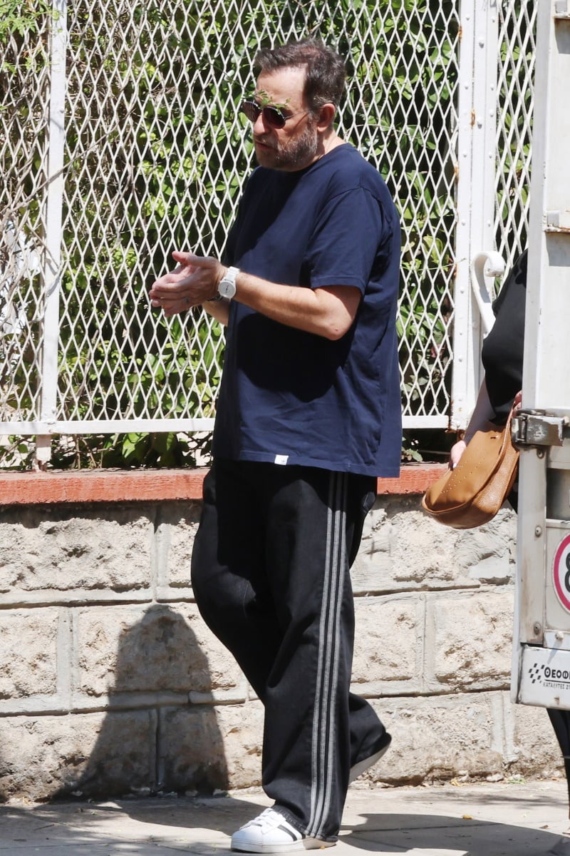Κηδεία Λορέντζο Καριέρε: Πλήθος επωνύμων στο τελευταίο αντίο