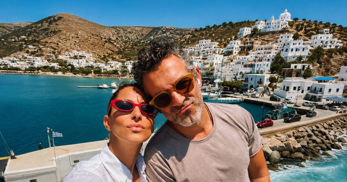 Φίλιππος Μιχόπουλος – Κωνσταντίνα Ευρυπίδου: Διακοπές στη Σίφνο για το ζευγάρι
