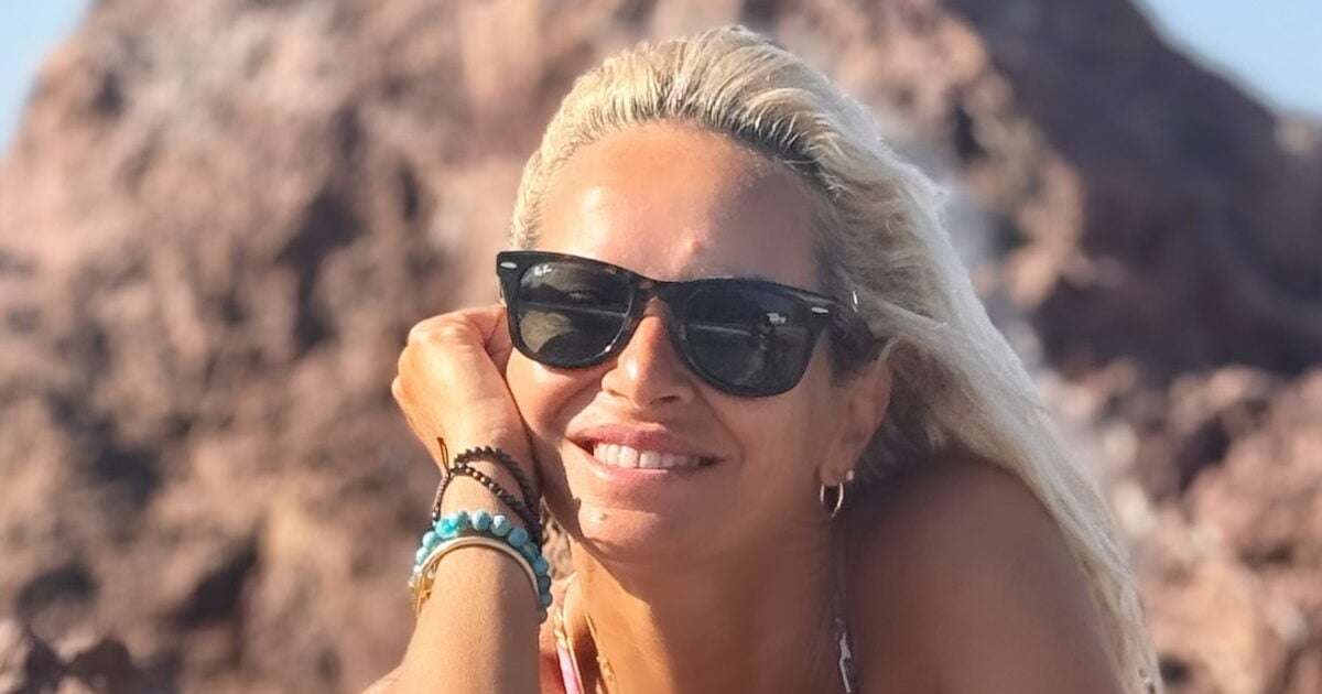 Μαρία Μπεκατώρου: Φωτογραφίες με μαγιό από τις διακοπές της στην Κεφαλονιά