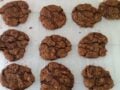 Μπισκότα brownies με κρέμα σοκολάτας