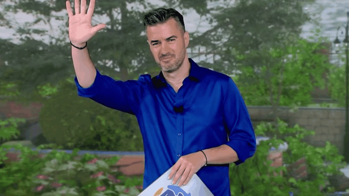 Γιάννης Τσιμιτσέλης: Ευχαριστώ και όσους έκαναν πικρόχολα σχόλια – Το αντίο στον ΣΚΑΪ