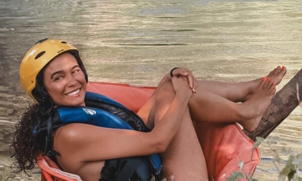 Πηνελόπη Πλάκα έκανε rafting στον Λάδωνα – φωτογραφίες από την εξόρμησή της