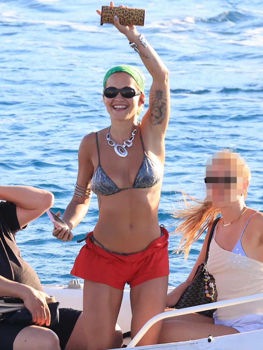 Μύκονος: Διεθνείς σταρ και Έλληνες celebrities σε χαλαρές στιγμές στο νησί των ανέμων
