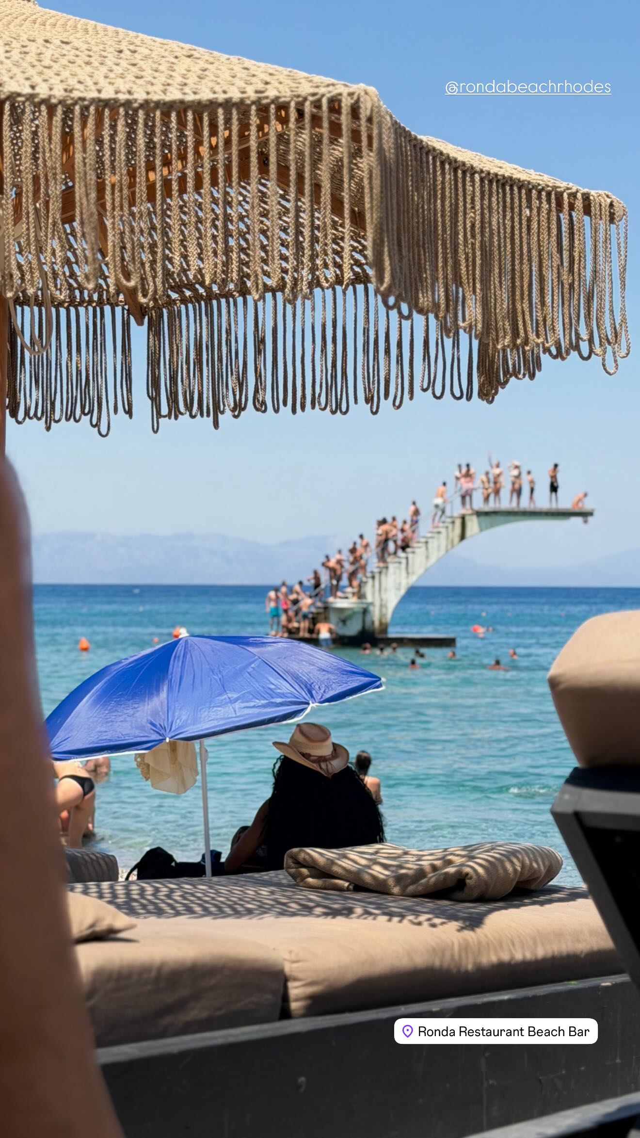 Αντρέας Γεωργίου – Σιμώνη Χριστοδούλου: Απόδραση στη Ρόδο χωρίς την κόρη τους – Φωτογραφίες