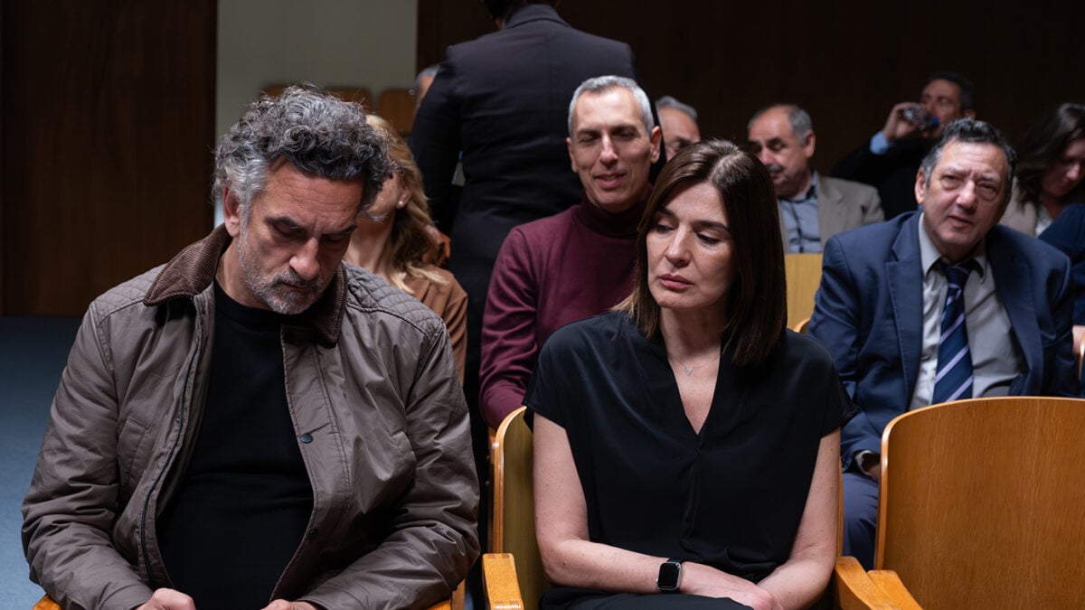 Backstage φωτογραφίες από το νέο ερωτικό δικαστικό θρίλερ «Σύγκρουση» – Ολοκληρώθηκαν τα γυρίσματα
