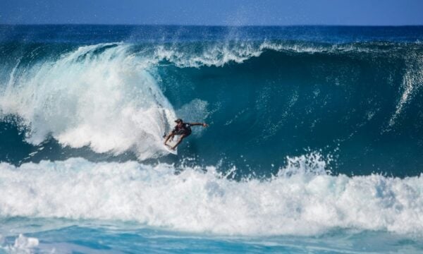 Αυτοί είναι οι κρυμμένοι παράδεισοι για surfing σε όλο τον κόσμο