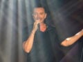 Χρήστος Μενιδιάτης τραγουδά το «Ό,τι πιο όμορφο υπάρχει» και μοιράζεται το νέο του βίντεο κλιπ με τους τρεις γιους του