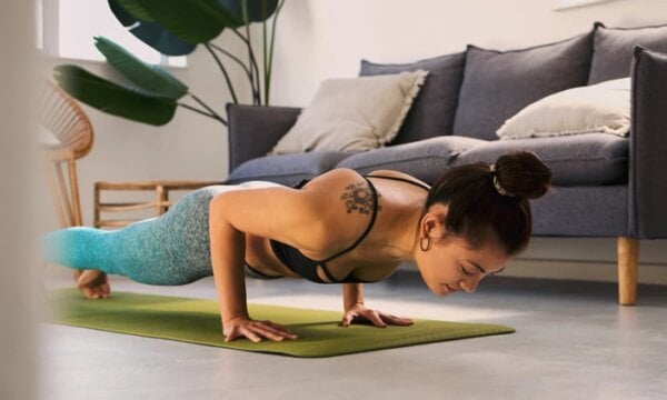 Η 9λεπτη HIIT προπόνηση για δύναμη