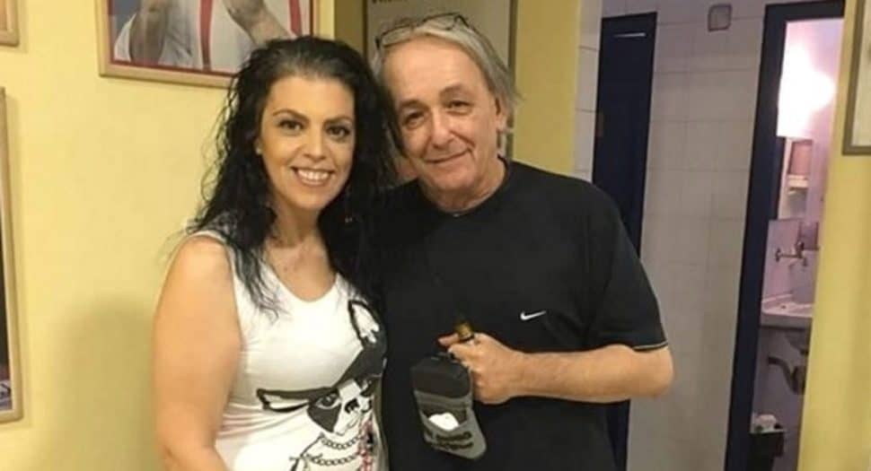 Το κρυφό δράμα του 75χρονου Μικρούτσικου εν μέσω θέρους: Από τον Ιούλιο νοσηλεύεται, η αγωνία των γιατρών και η ασθένεια που τον ταλαιπωρεί