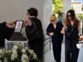Λάκης Χαλκιάς: Η σύζυγός του κατέρρευσε πάνω στο φέρετρο στο τελευταίο αντίο