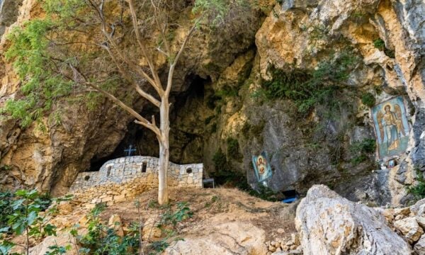 Θρησκευτικό και φυσικό αξιοθέατο: 1 ώρα και 49 λεπτά από τη Θεσσαλονίκη, μια επίσκεψη – εμπειρία ζωής
