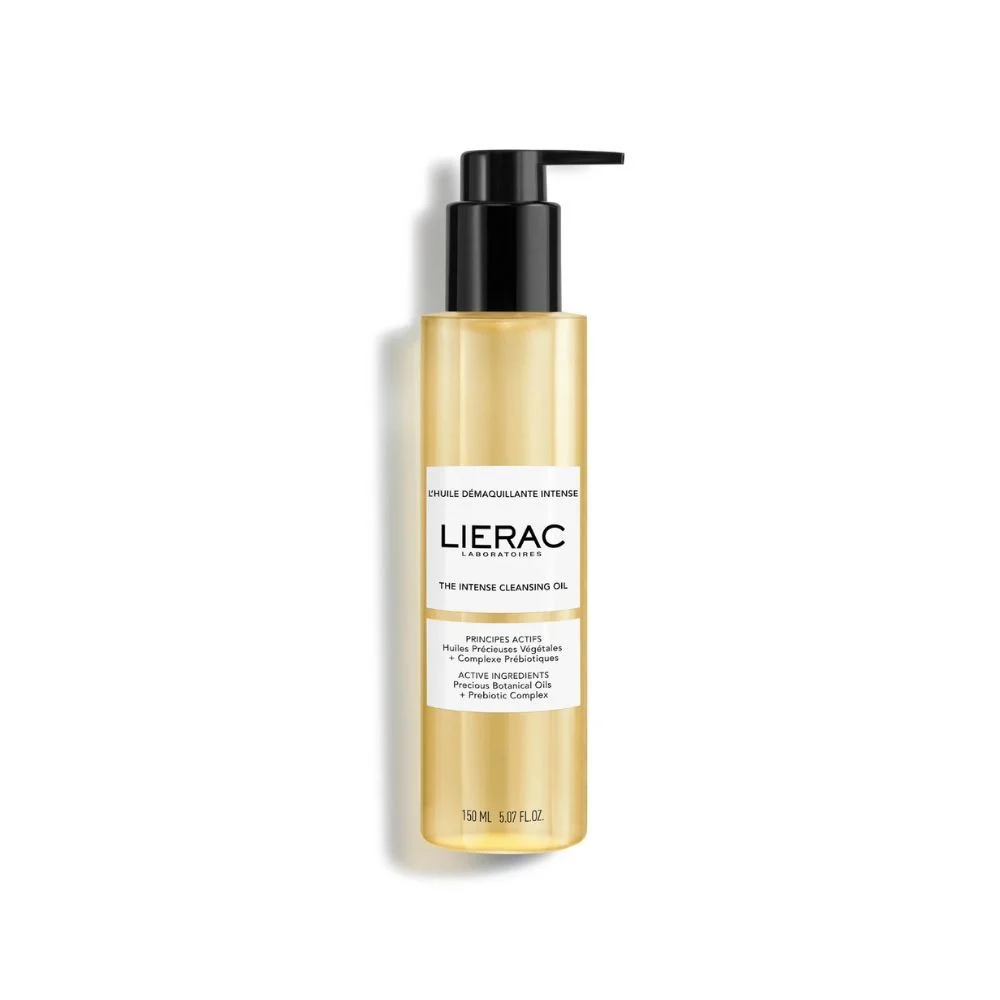 Η beauty editor ξεχωρίζει τα έλαια καθαρισμού