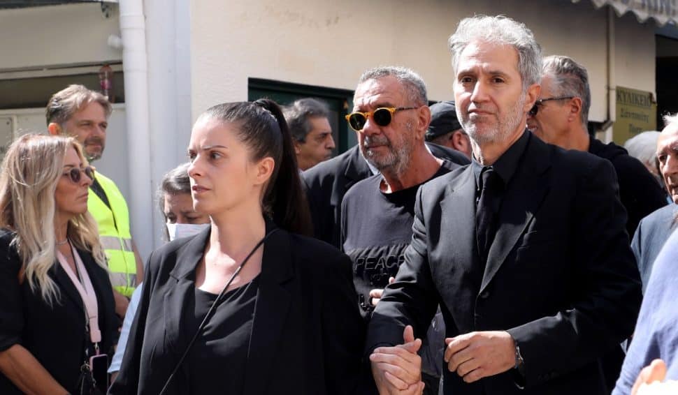 Δημήτρης Κόκοτας: Η επιθυμία της χήρας για την κηδεία – Έσβησε στην αγκαλιά της