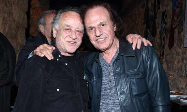 Καλογερόπουλος-Παπακωνσταντίνου: 40 χρόνια φίλοι και δεν πάτησε στην κηδεία του – Η απουσία που σχολιάστηκε
