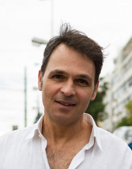 Οι ιστορίες Μαζωνάκη, Λιβιεράτου και 8 ακόμα διάσημων Ελλήνων που κλείστηκαν στο ψυχιατρείο με ή χωρίς τη θέλησή τους