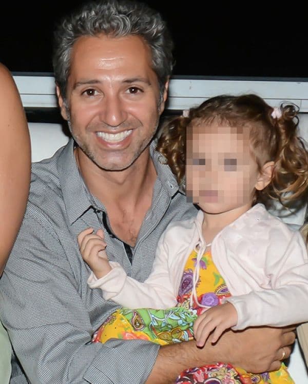 Δημήτρης Κόκοτας: Η εντολή της κόρης του λίγο πριν την κηδεία – Τι ζήτησε η Ράνια για το φέρετρο του μπαμπά της;