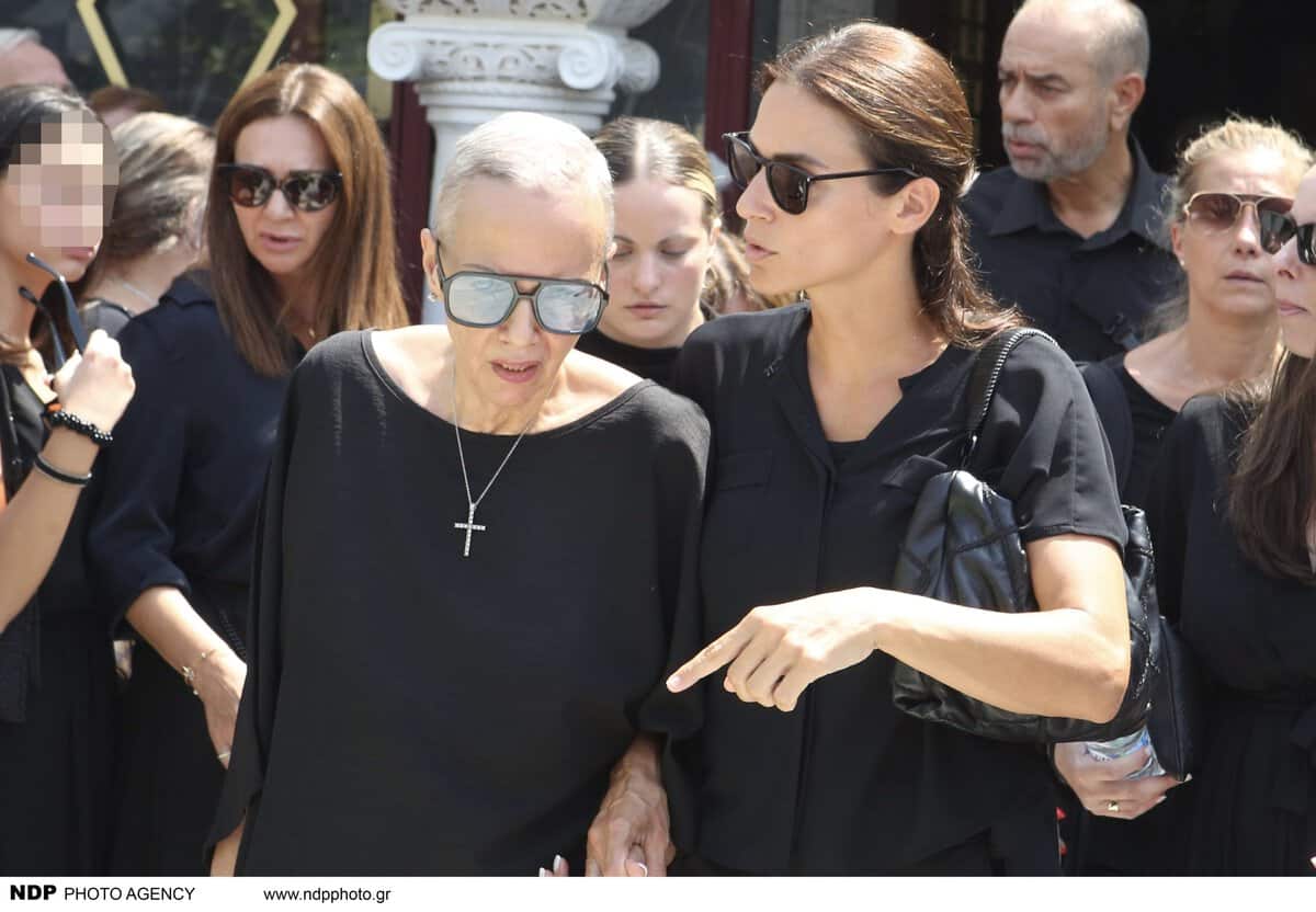 Η αδυνατισμένη εμφάνιση της αδερφής του Κόκοτα, Έλλης: Η αλήθεια για την υγεία της