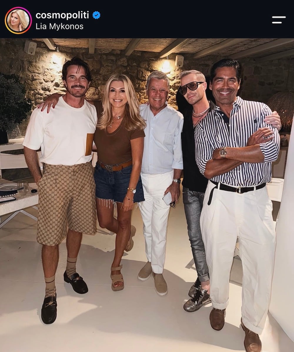 Χριστίνα Πολίτη: Πώς φορά τα denim shorts από τη Μύκονο μέχρι το Λονδίνο
