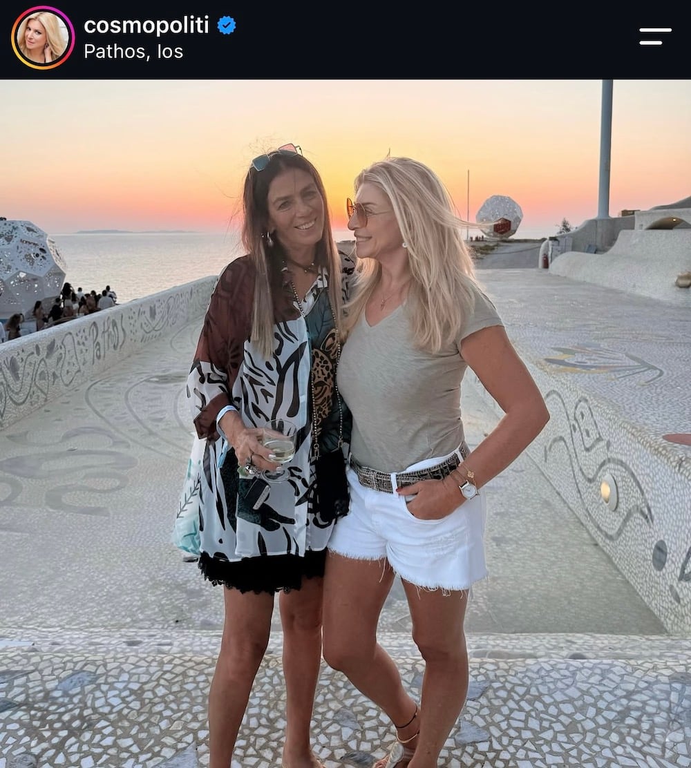 Χριστίνα Πολίτη: Πώς φορά τα denim shorts από τη Μύκονο μέχρι το Λονδίνο