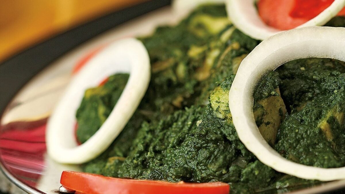 Sag Aloo (σπανάκι πουρέ με πατάτα)