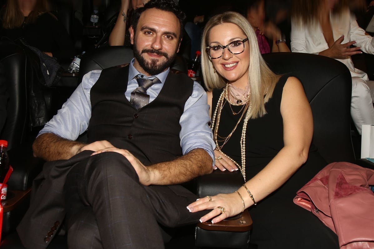 Ο Μελέτης Ηλίας ποζάρει με την κόρη του στις διακοπές τους – Είναι ολόιδια η μαμά της