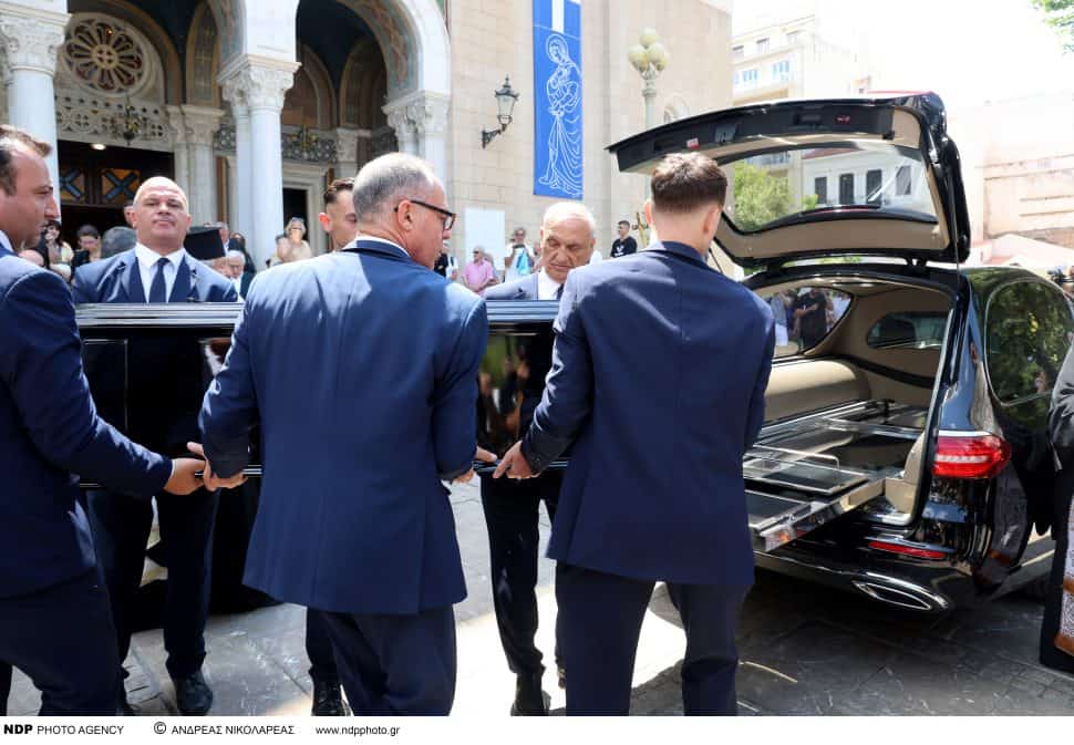 Μνημόσυνο Μάρω Κοντού: Γιατί δεν έγιναν τα 40 χθες, άφαντος ο ανιψιός της