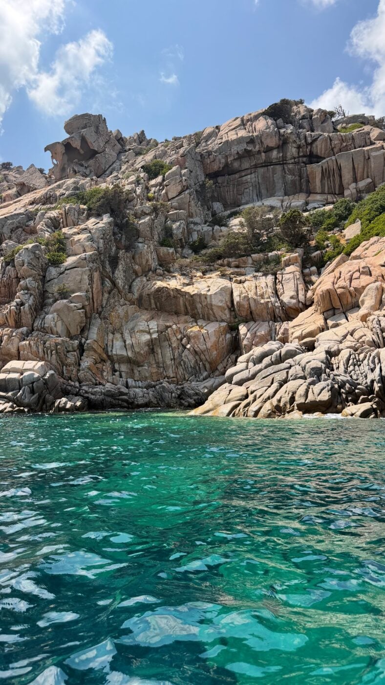 Αμαλία Κωστοπούλου – Τζέικ Μέντγουελ: Ο μήνας του μέλιτος με σκάφος στην Ιταλία συνεχίζεται
