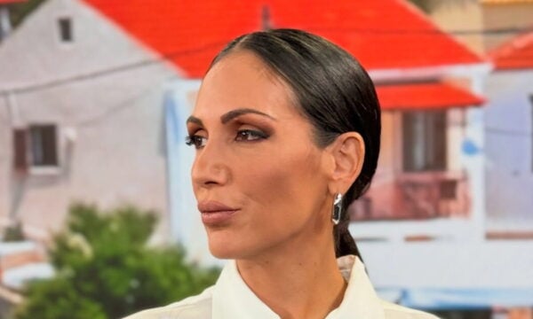 Ανθή Βούλγαρη: Φωτογραφία από την παραλία με τον 1,5 έτους γιο της