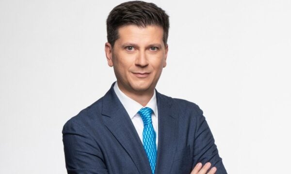Ο Απόστολος Μαγγηριάδης επιστρέφει στον ΣΚΑΪ