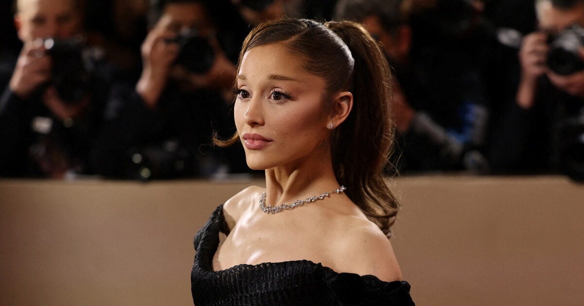 Ariana Grande: Επιβεβαίωσε τη σχέση της με τον πρώην σύντροφό της, Ricky Alvarez – Οι τρυφερές φωτογραφίες