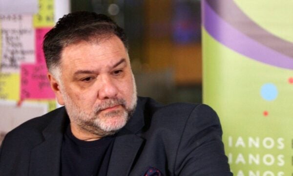 Γρηγόρης Αρναούτογλου: Ανάρτηση για τη μητέρα του που έχει φύγει από τη ζωή – «Αυτό το κουδούνι δε θα το ξανακούσω»