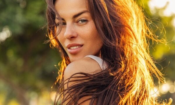 Liquid dry shampoo: Το προϊόν που θα γίνει η νέα σου εμμονή