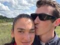 Dua Lipa για τον γάμο της με τον Callum Turner: Ζήσαμε τη μέρα του γάμου μας σαν να ήμασταν κι εμείς καλεσμένοι