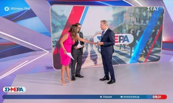 Ο Δημήτρης Οικονόμου απάντησε on air στις κατηγορίες περί σεξιστικής επίθεσης: «Εδώ είμαστε φίλοι»