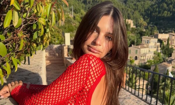 Έμιλι Ραταϊκόφσκι στην Ελλάδα: Η φωτογραφία από τις διακοπές της