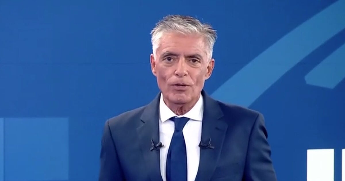 Ο Νίκος Ευαγγελάτος έκανε πρεμιέρα με το Live News στο Mega: «Είμαστε εδώ ακόμα μια σεζόν»