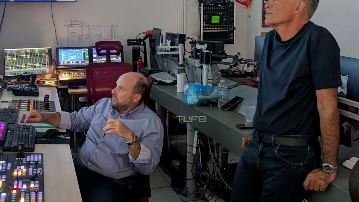 Νίκος Ευαγγελάτος: Backstage φωτογραφίες λίγο πριν την πρεμιέρα του Live News