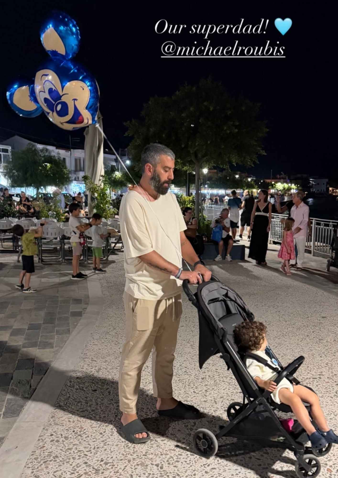Φωτεινή Πετρογιάννη: Βραδινή έξοδος με τον Μιχάλη Ρουμπή και τον γιο τους, «Ο σούπερ μπαμπάς μας»