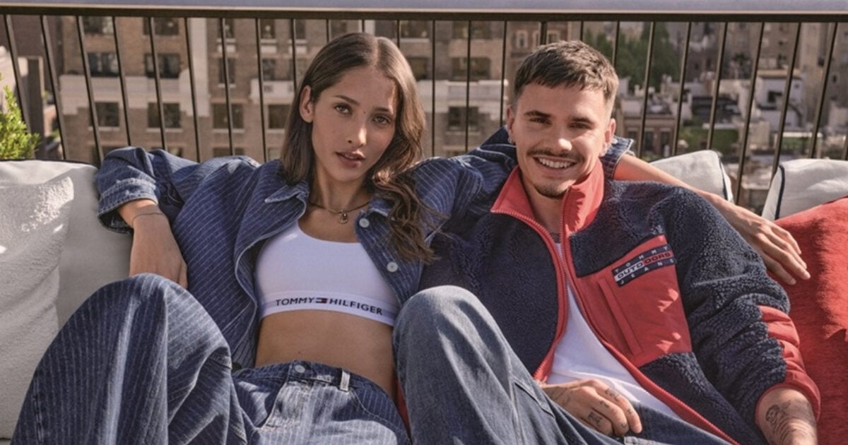 Tommy Hilfiger προσκαλεί τους λάτρεις του denim στον κόσμο του Romeo Beckham