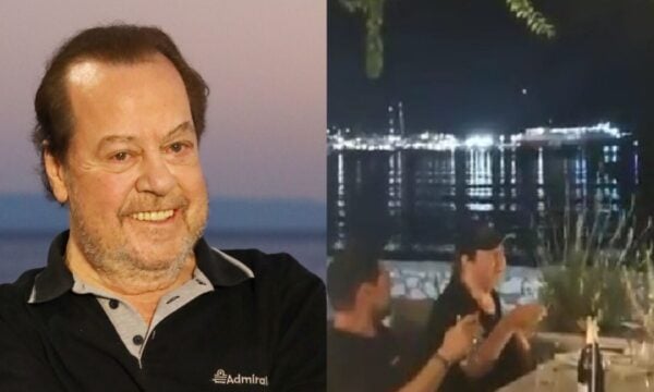 Γιάννης Πάριος σε βραδινή έξοδο στην Πάρο σε γνωστό εστιατόριο παρέα με φίλους – Αποκλειστικό βίντεο