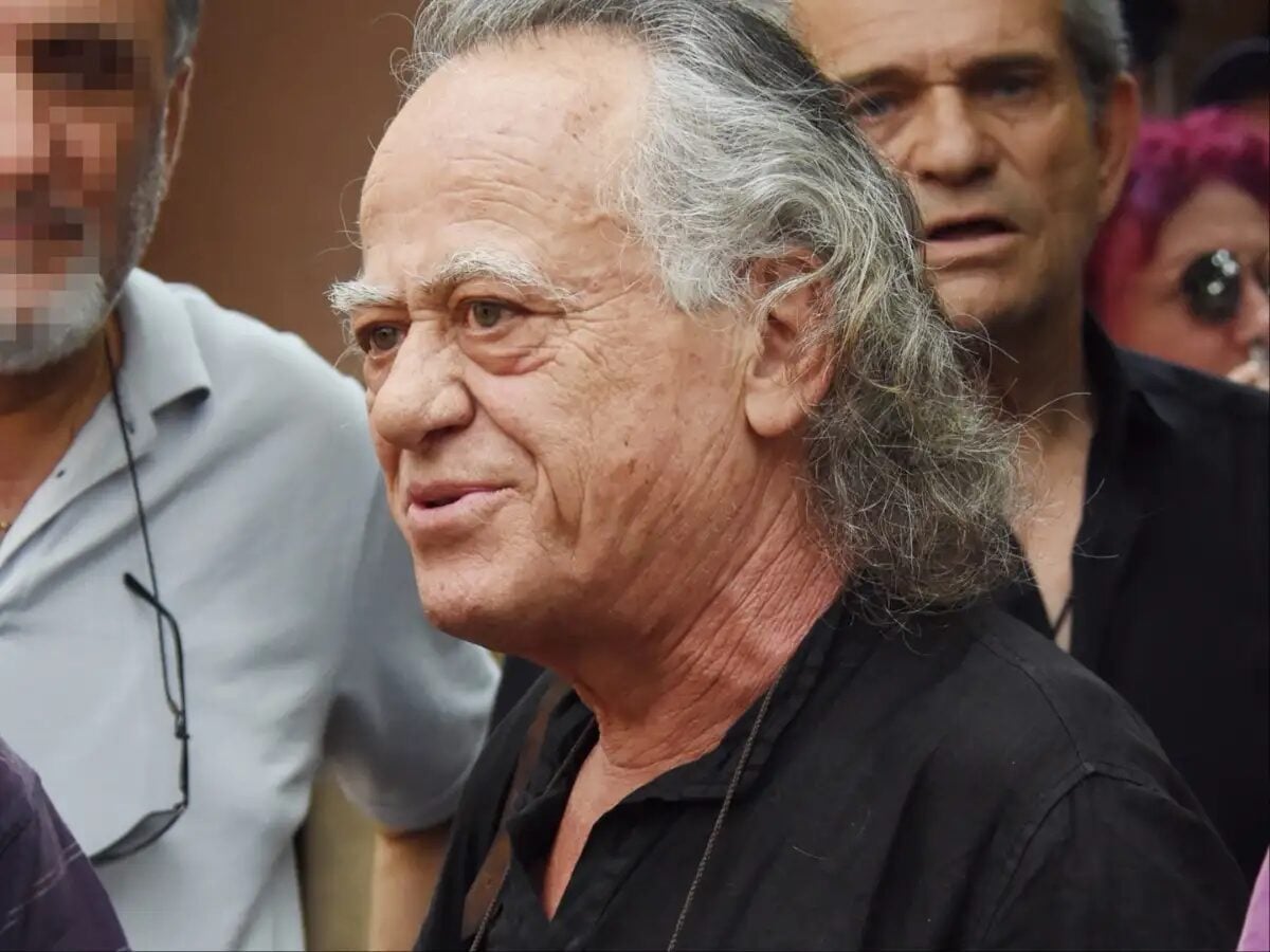 Νίκος Καλογερόπουλος: Πότε θα γίνει η κηδεία του ηθοποιού – Η τελευταία επιθυμία και η παράκληση της οικογένειάς του